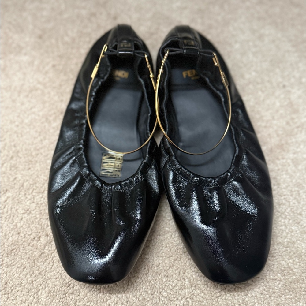 Fendi Filo Leather Ballerina Flat
